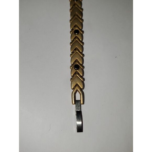 A Vintage Gold And Silver Tone Dual Metal Bracelet Elegant Formal Gift - Picture 9 of 12